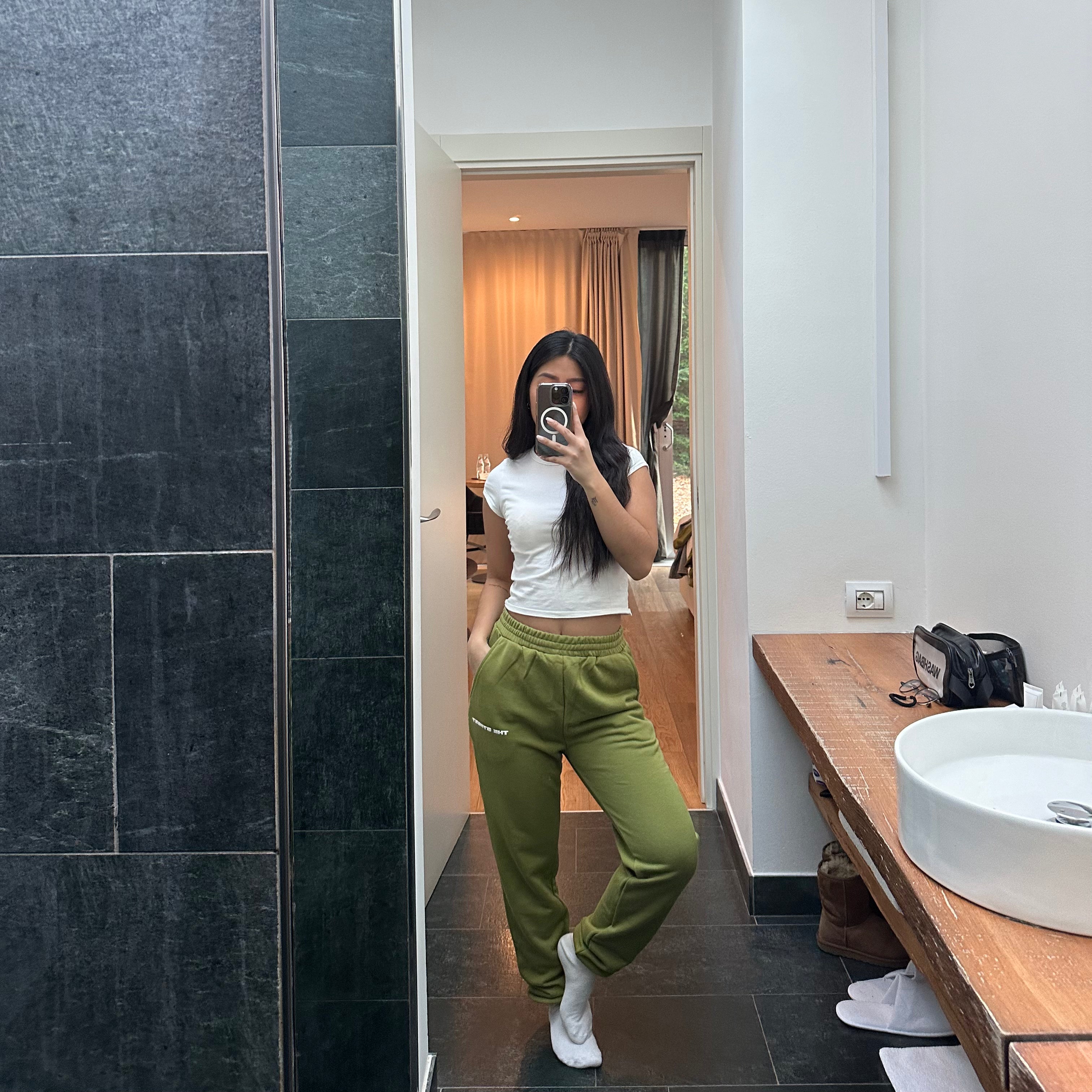 CUFFED LIGHTWEIGHT JOGGERS (NEW COLLECTION)
