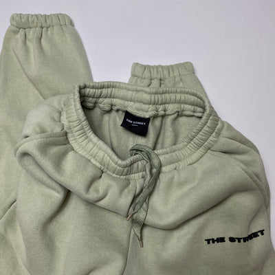 Green tea jogging online pants